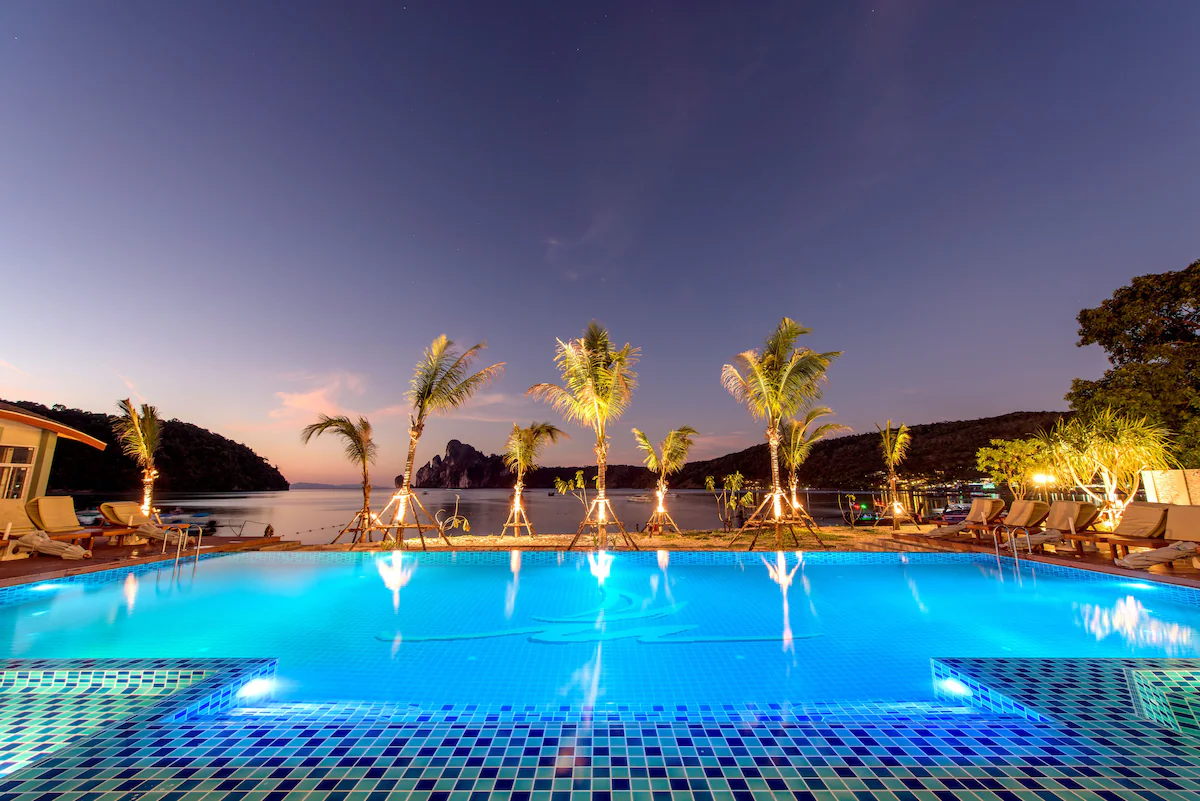 Phi Phi Harbour View Hotels7