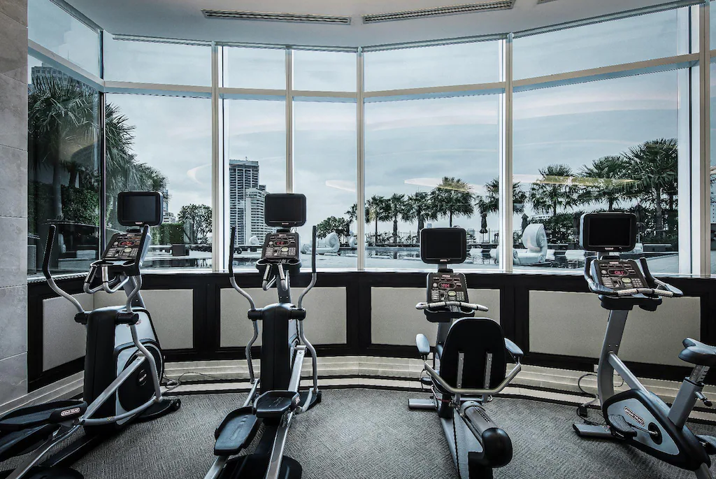 Grande Centre Point Hotel Terminal 2130