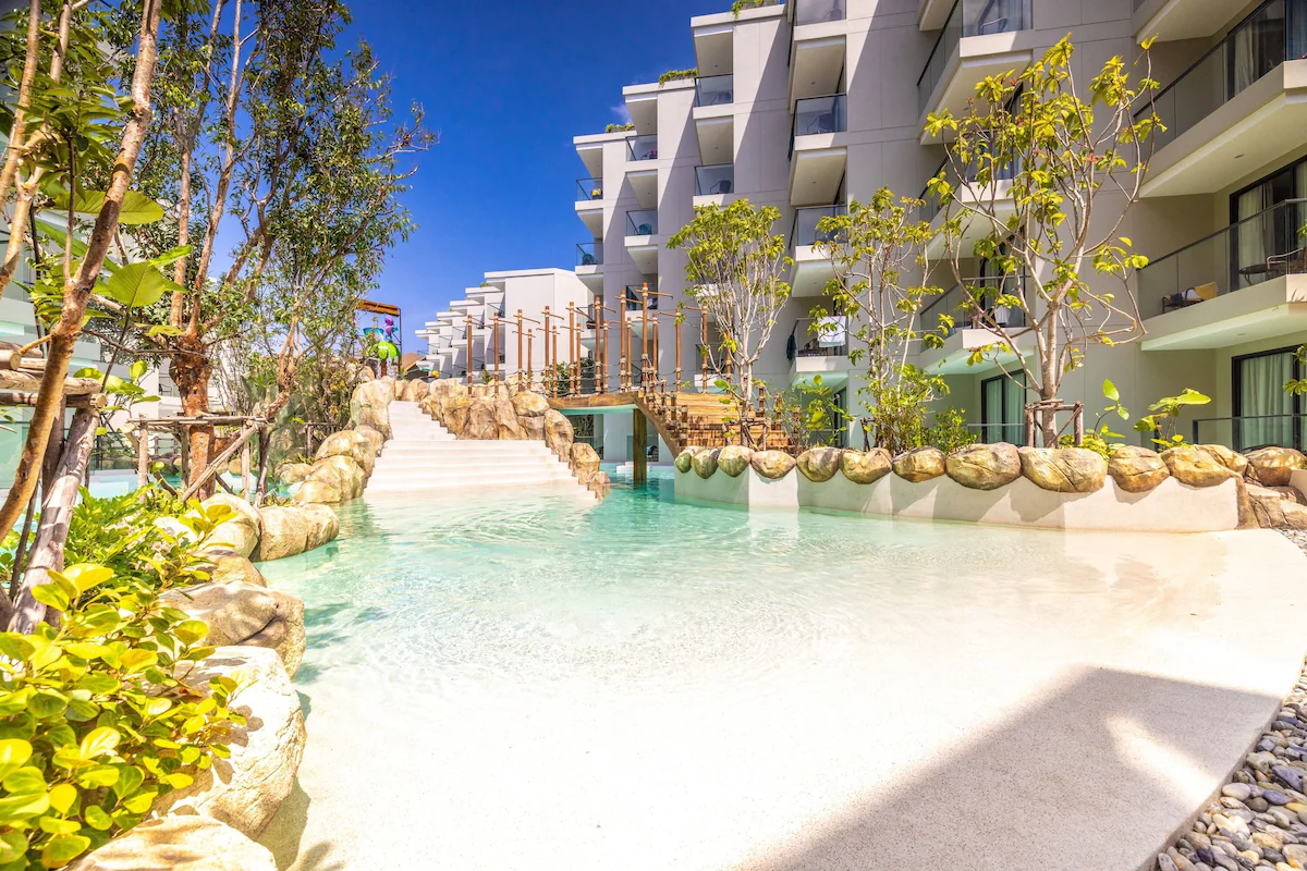 Phuket Emerald Beach Resort3