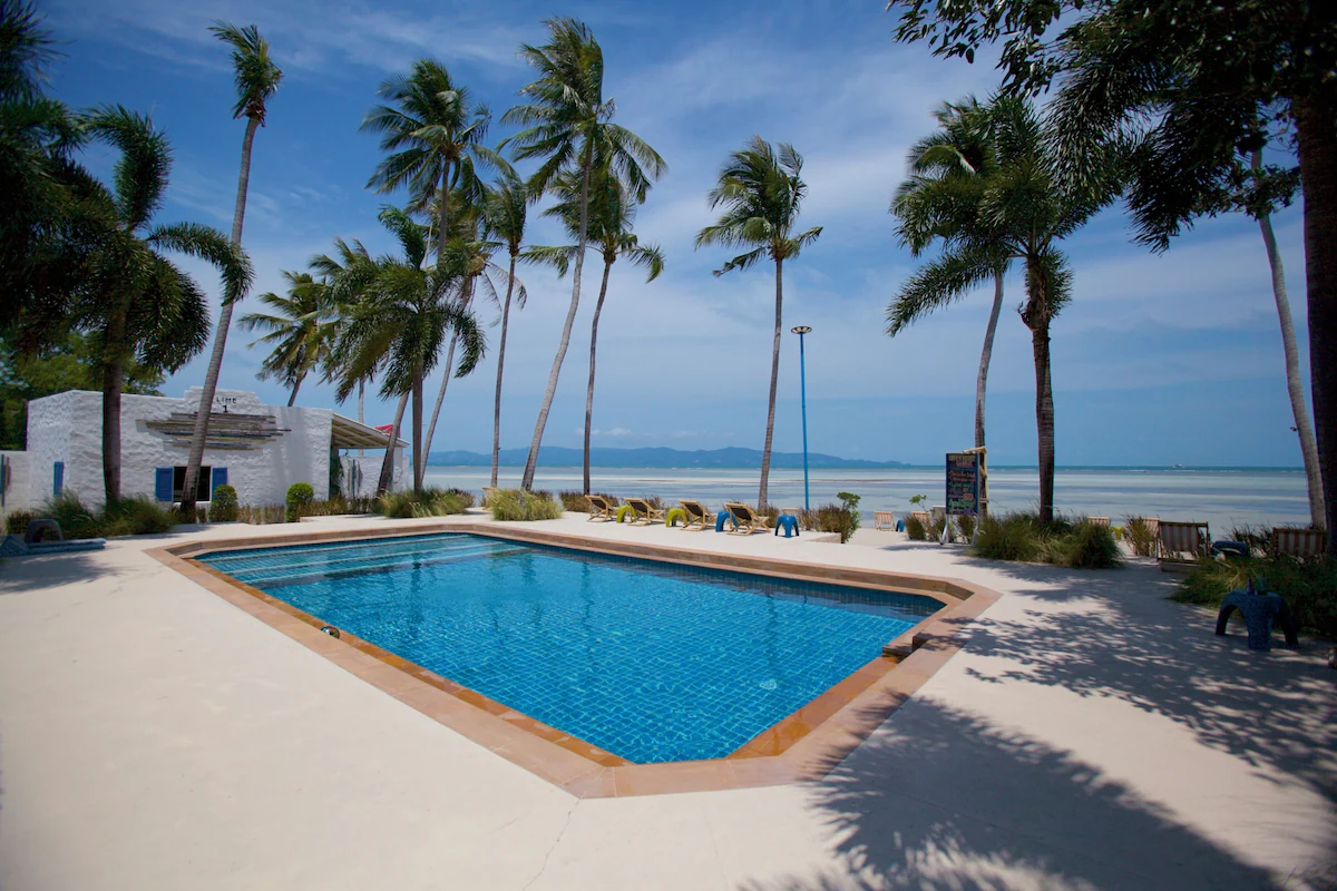 Lime N Soda Beachfront Resort12