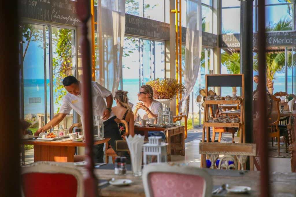 Summer Luxury Beach Resort & Spa9