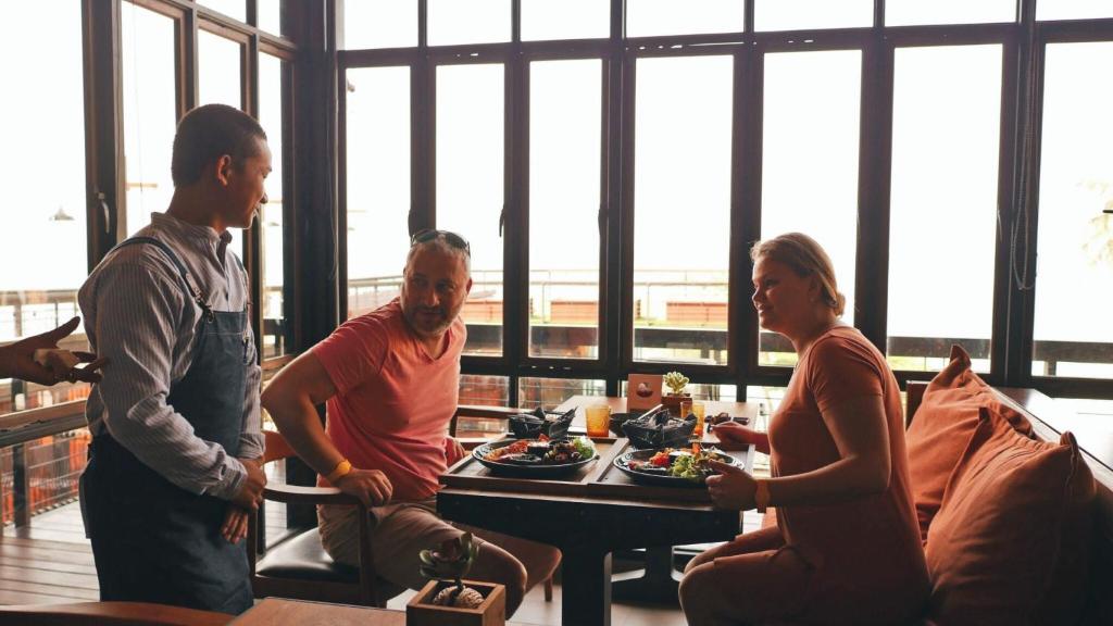 The Cabin Beach Resort14