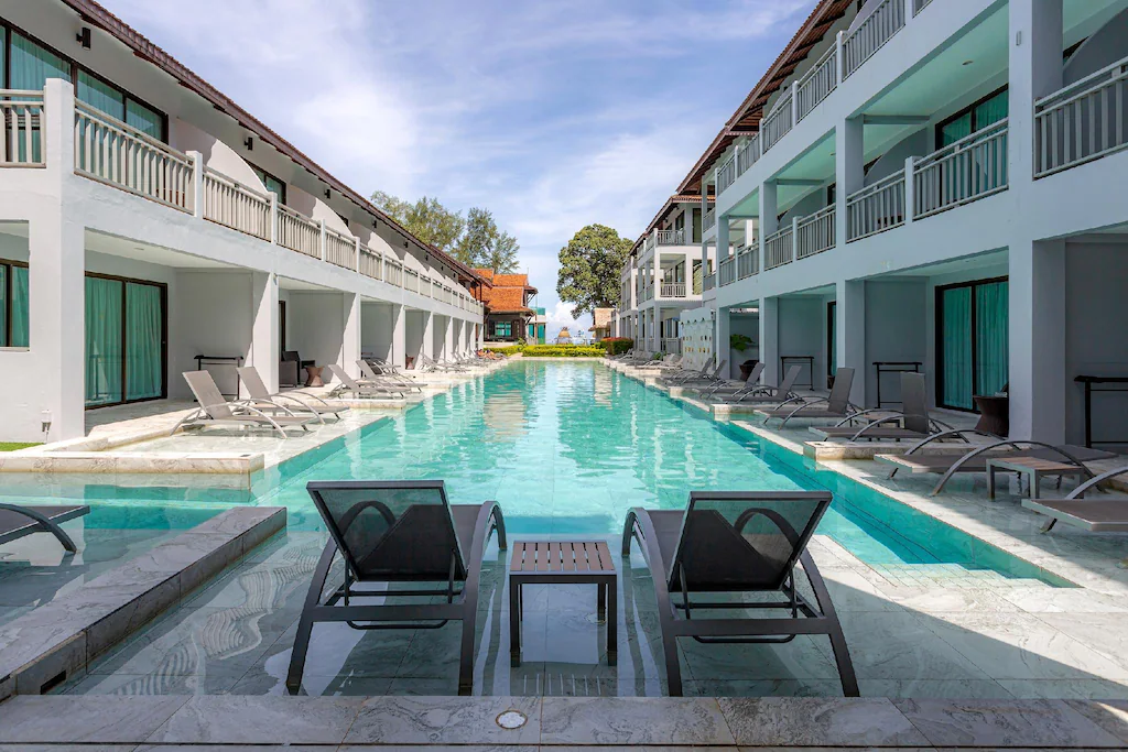 Khao Lak Emerald Beach Resort & Spa13