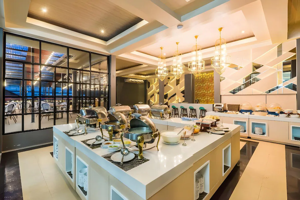 Khao Lak Emerald Beach Resort & Spa4