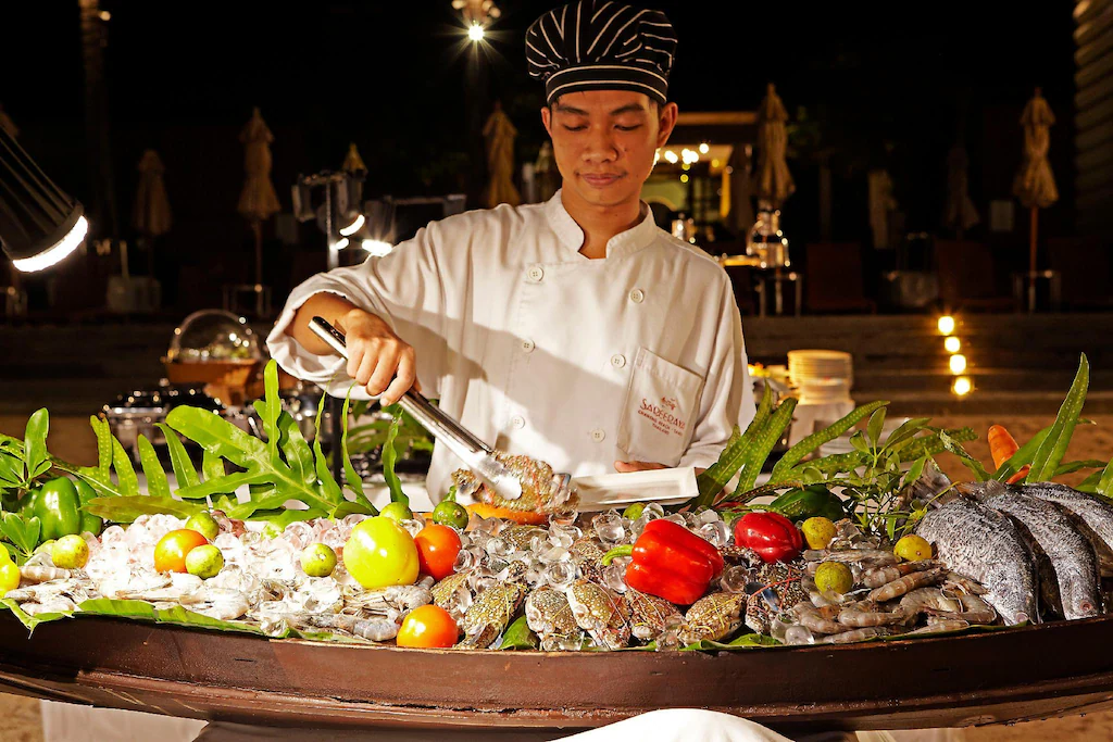 Sareeraya Villas & Suites8