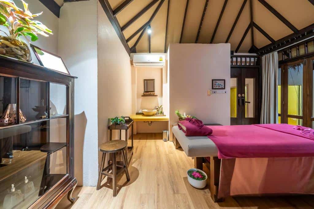 Le Vimarn Cottages & Spa46
