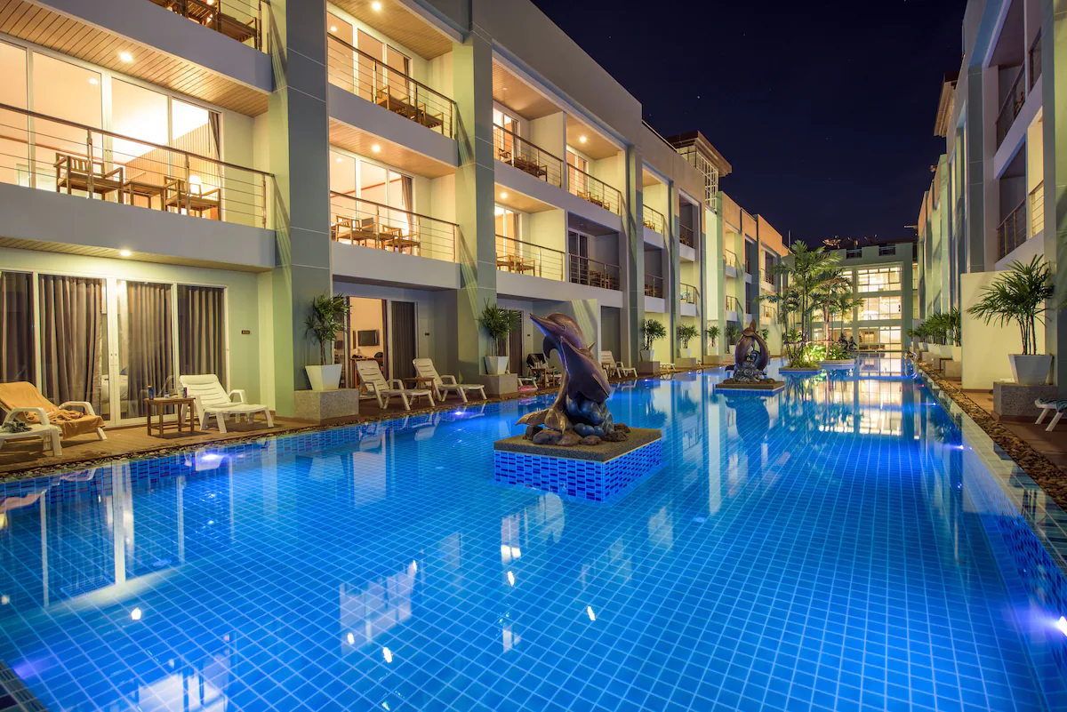 Phi Phi Harbour View Hotels12