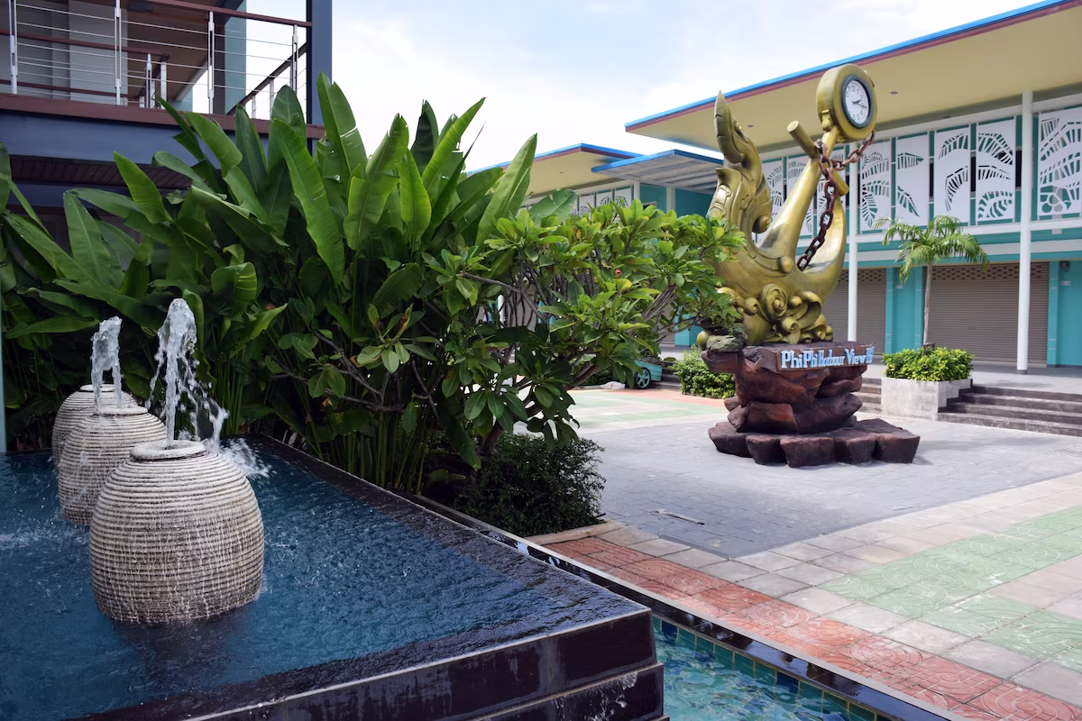 Phi Phi Harbour View Hotels6
