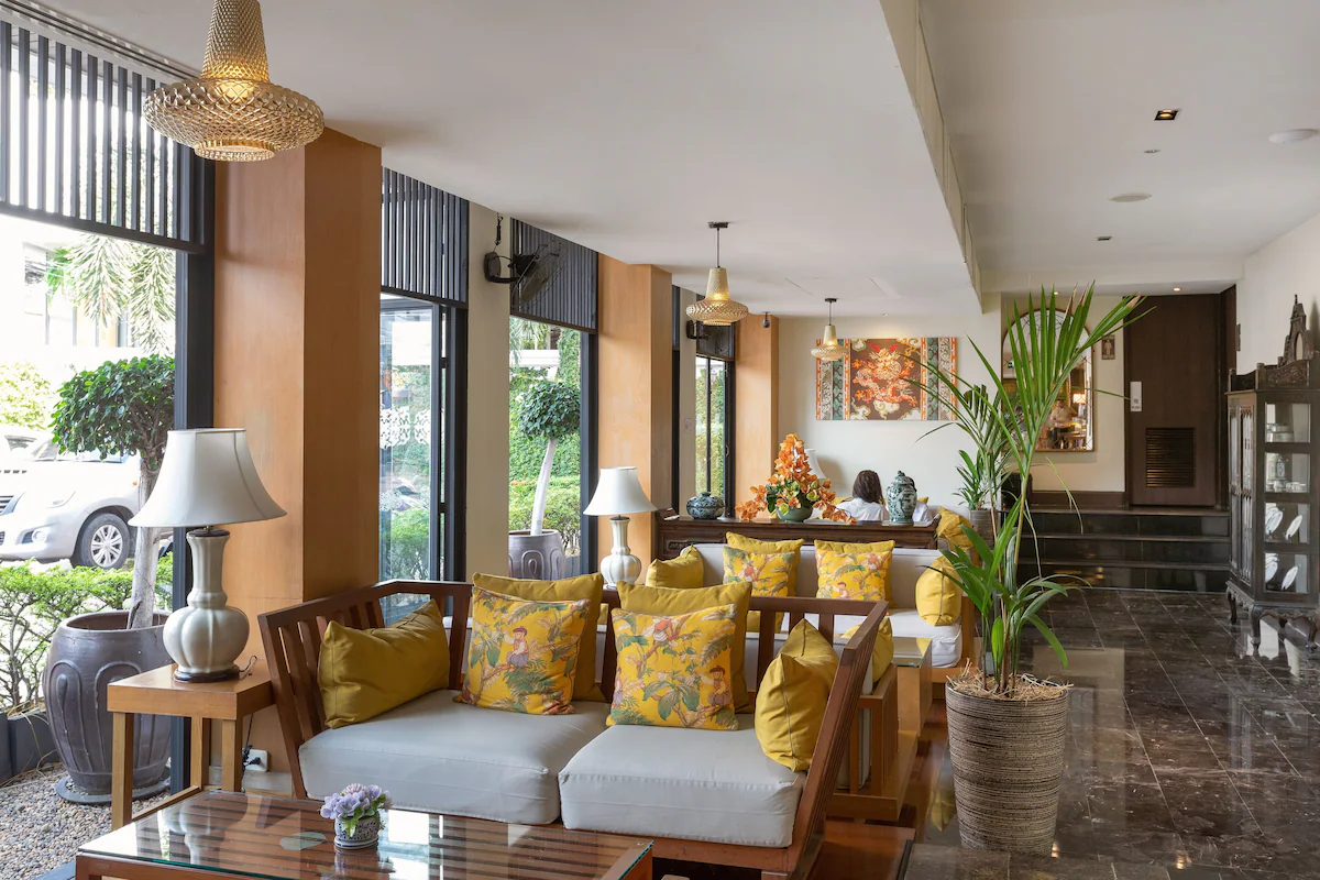 Sawaddi Patong Resort & Spa4