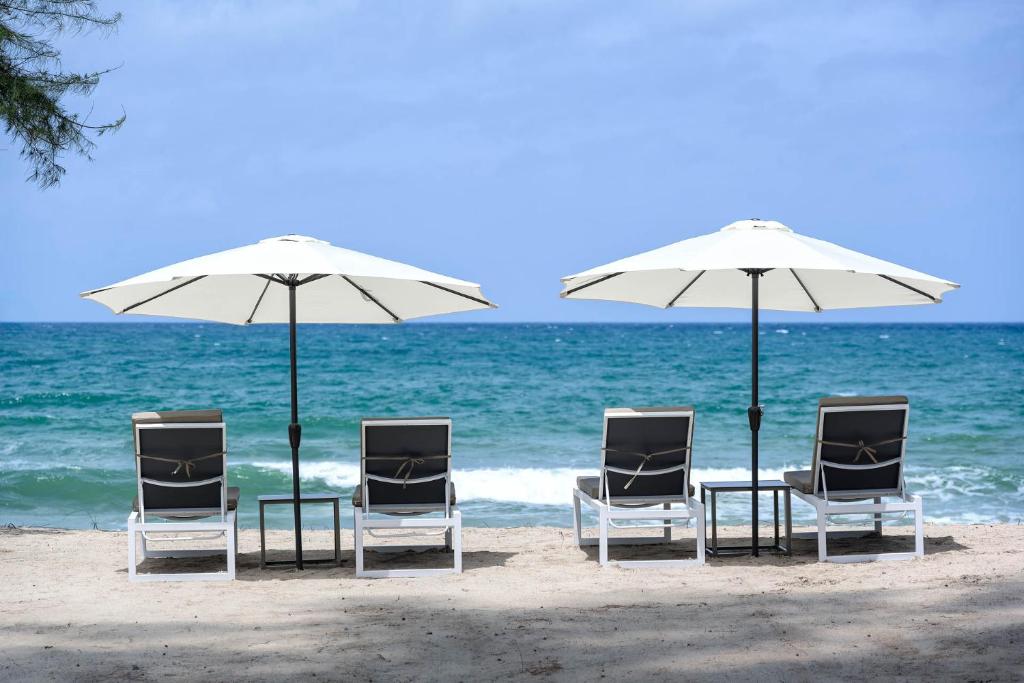 Amora Beach Resort Phuket33