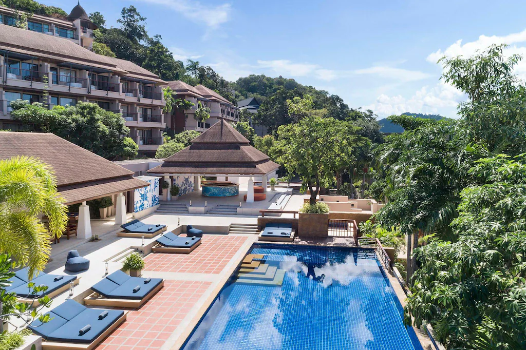 Avani Ao Nang Cliff Krabi Resort9