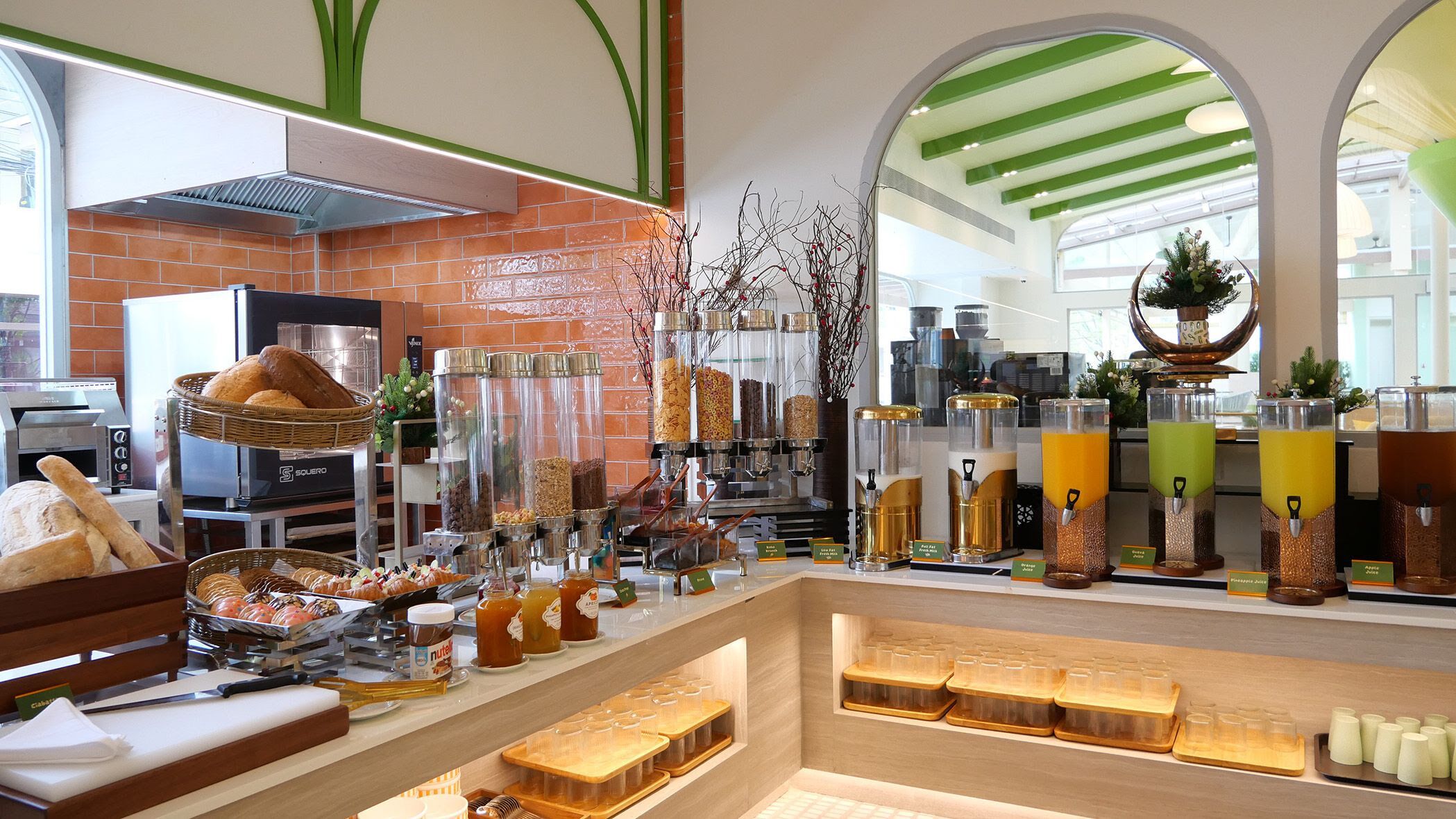 Katathani Phuket Beach Resort62