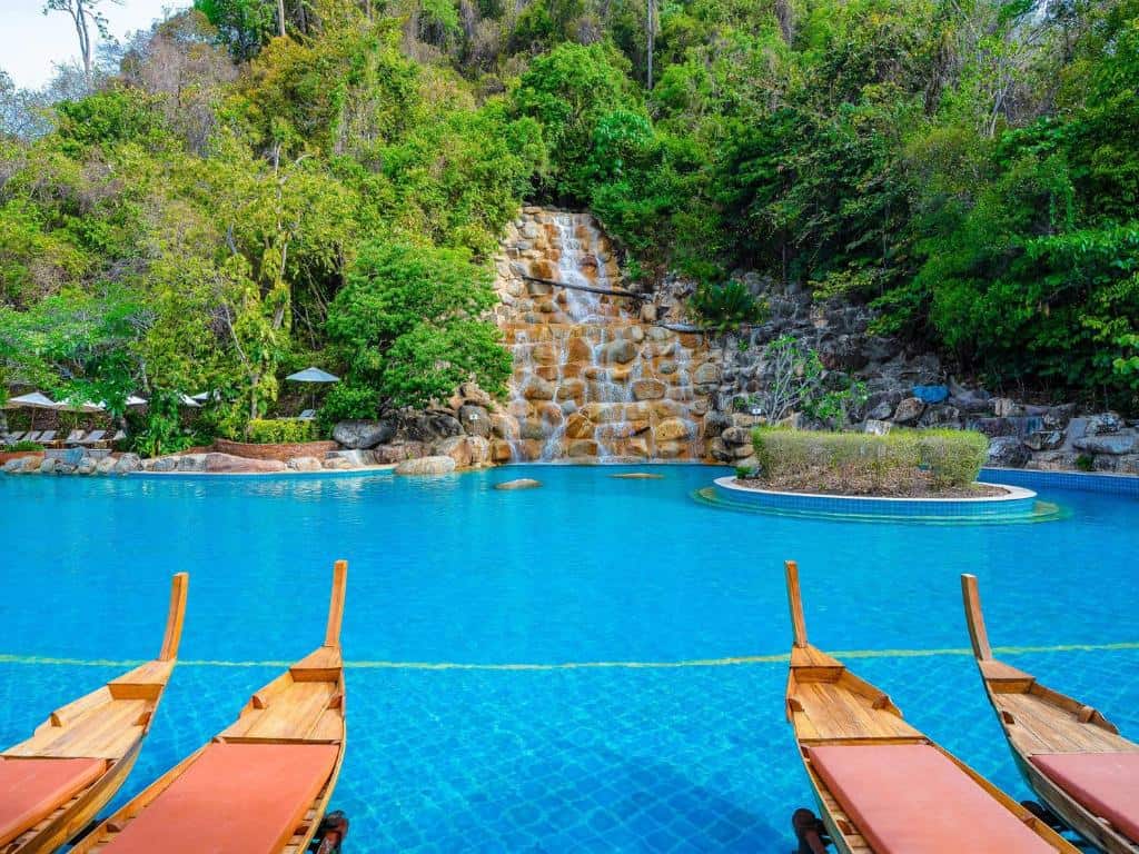 Santhiya Koh Yao Yai14