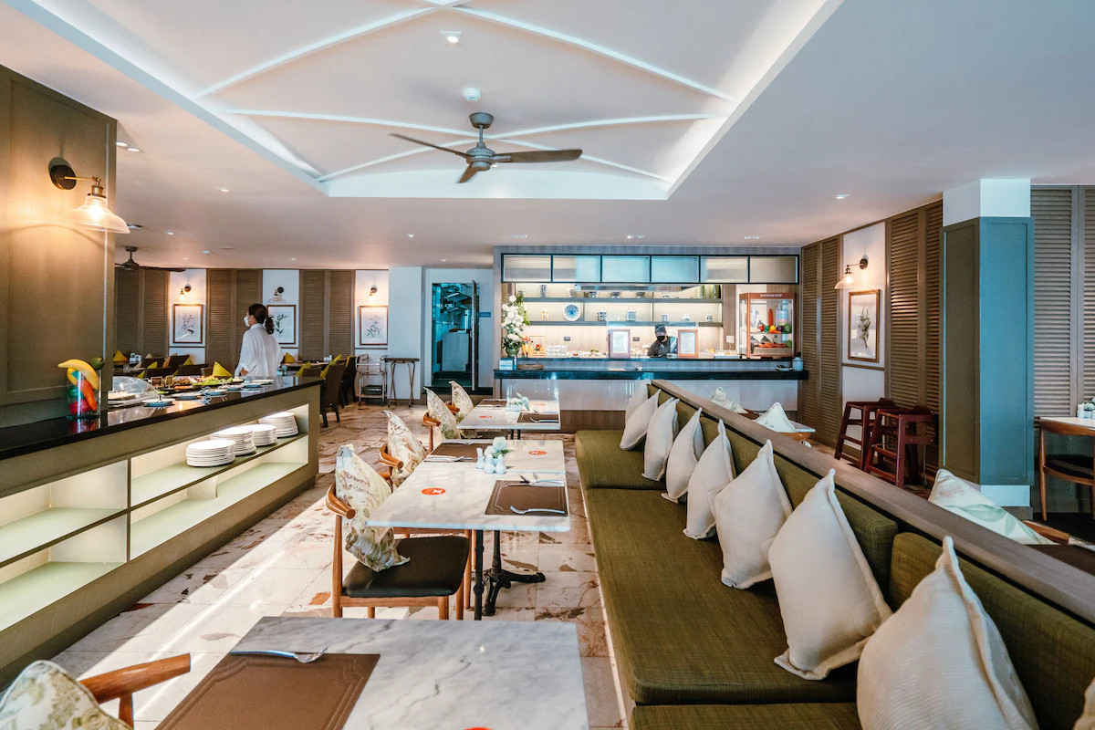 Sawaddi Patong Resort & Spa23