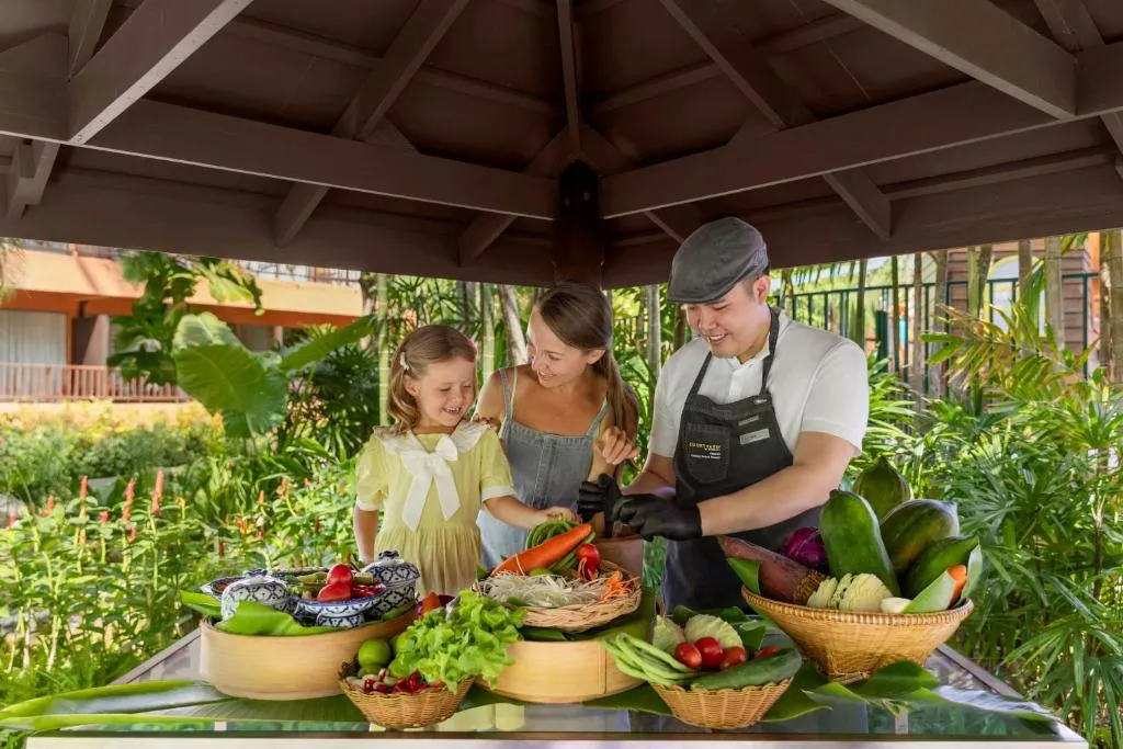 Courtyard by Marriott Phuket, Patong Beach Resort28_converted