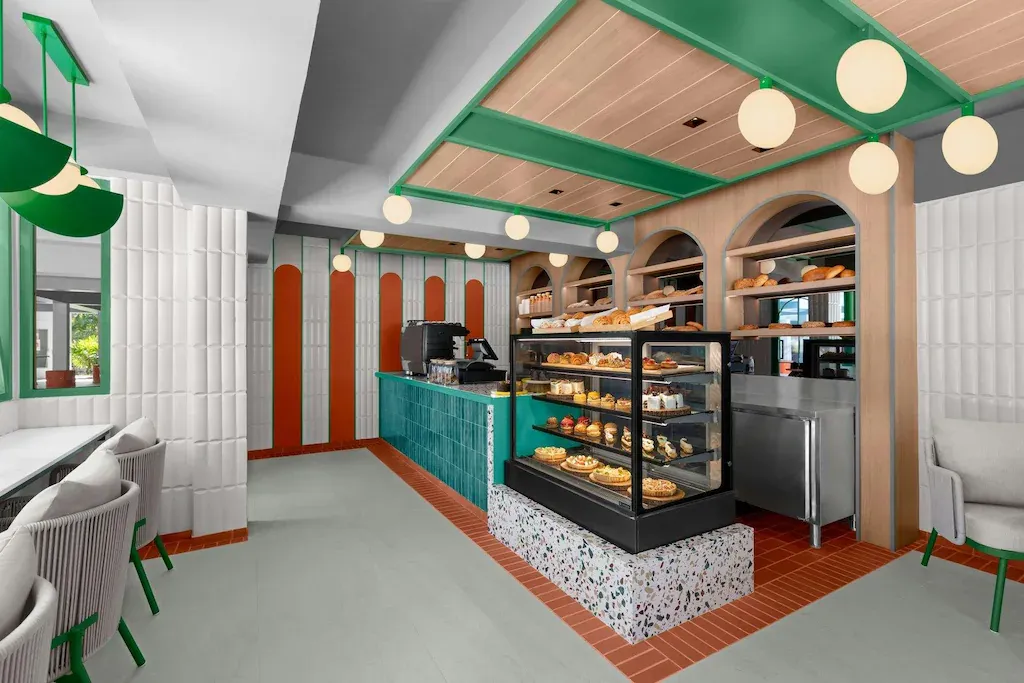 Courtyard by Marriott Phuket, Patong Beach Resort33_converted