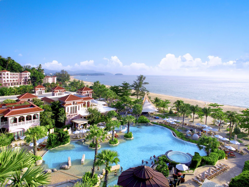 Centara Grand Beach Resort Phuket60