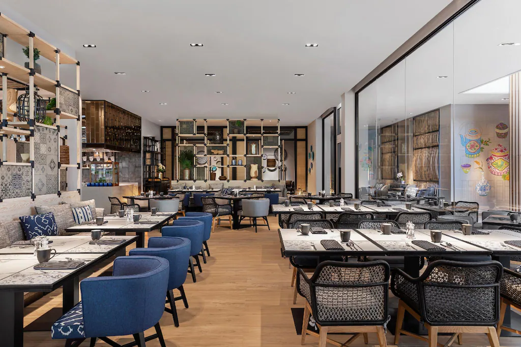 Four Points by Sheraton Phuket Patong Beach Resort3