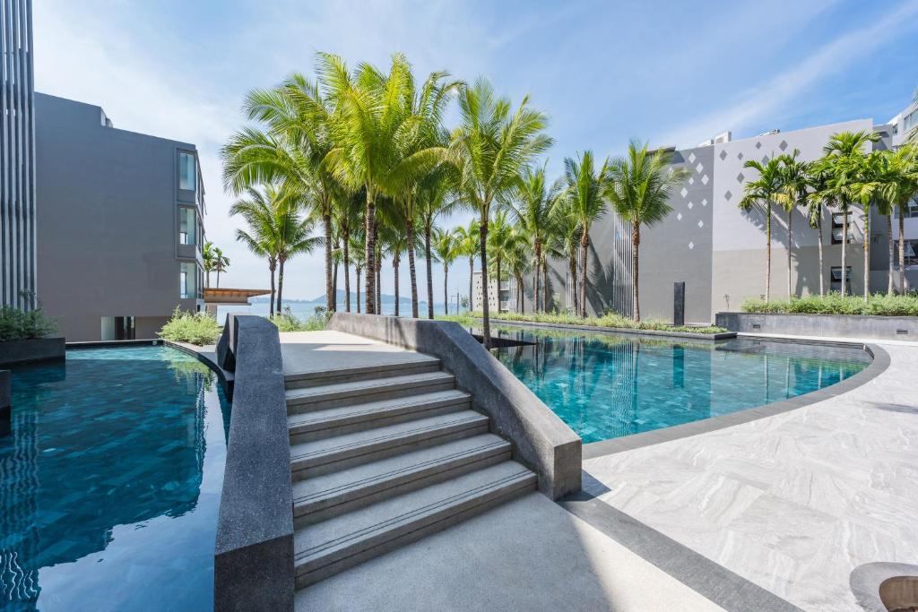 Oceanfront Beach Resort24