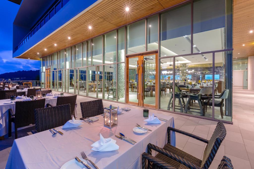 Wyndham Grand Phuket Kalim Bay7