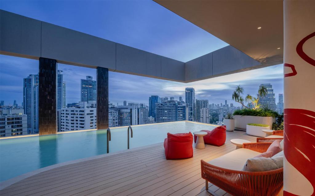4-KromoBangkok,CurioCollectionByHilton-Overview-a7a76efb