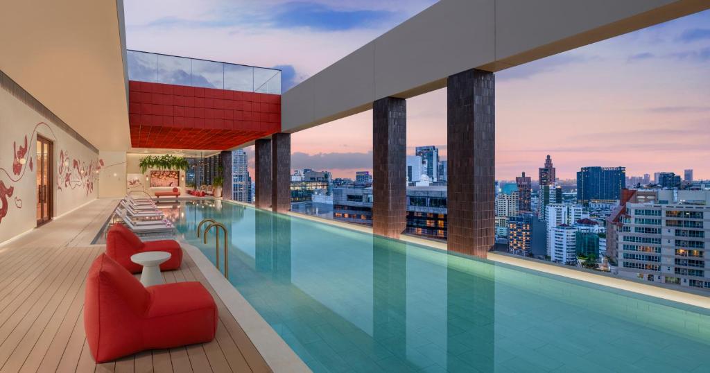 Kromo Bangkok Curio Collection By Hilton6