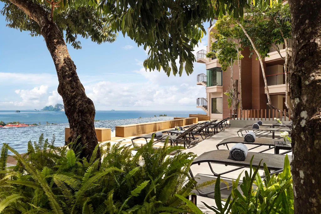 Avani Ao Nang Cliff Krabi Resort3