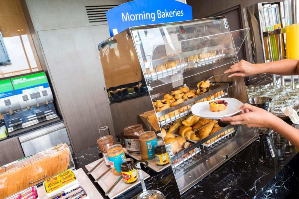 Holiday Inn Express Bangkok Siam13