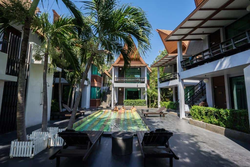 Cocohut Beach Resort9