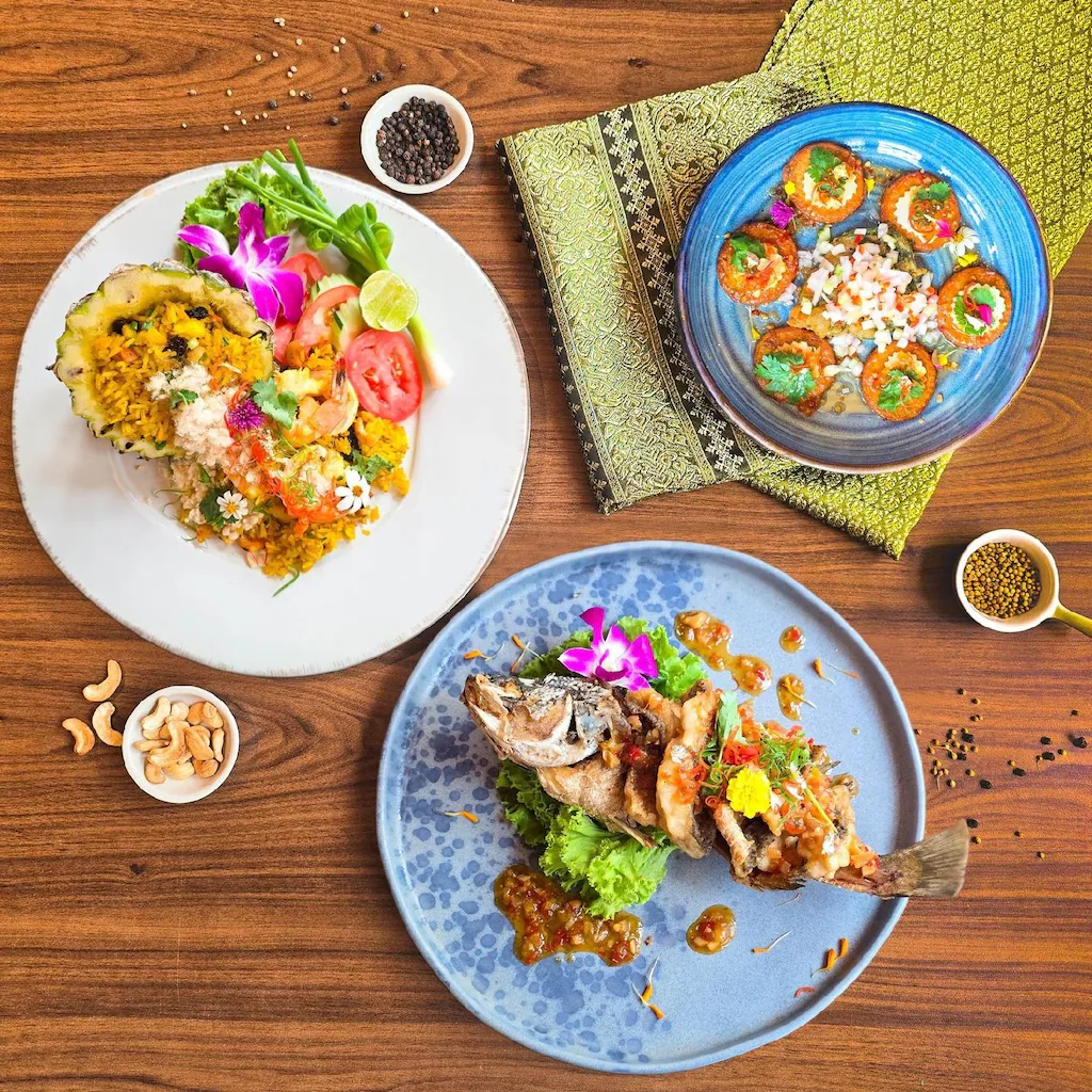 Centara Grand Beach Resort Phuket14