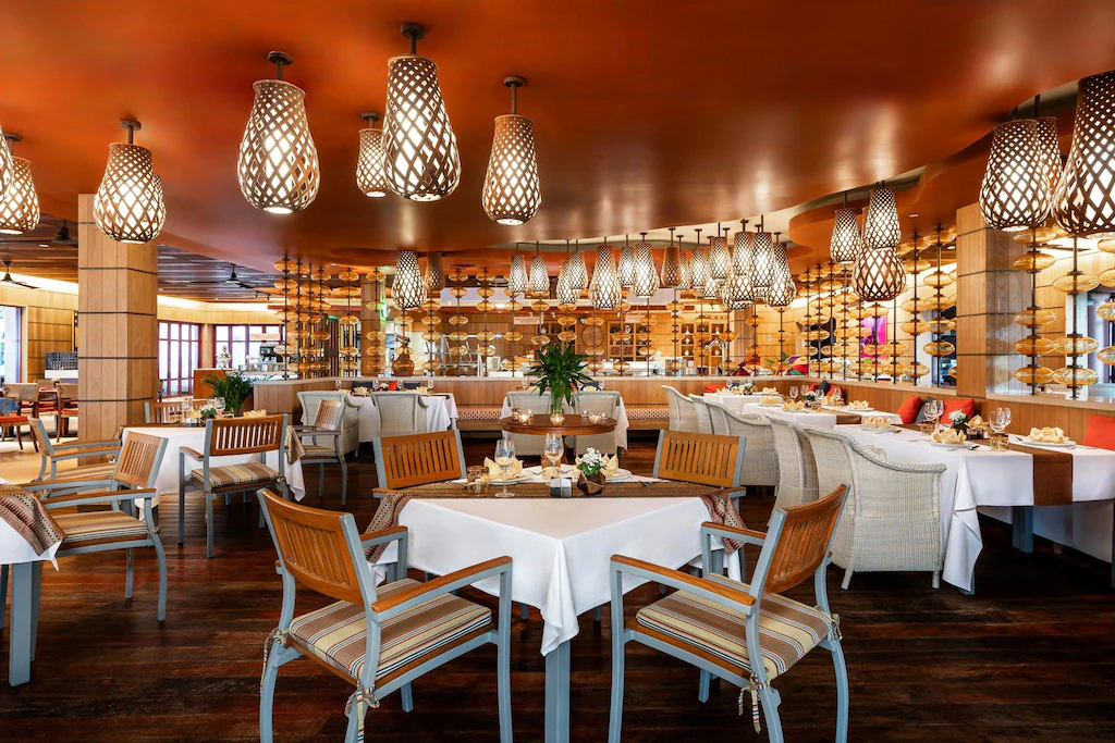 Centara Grand Beach Resort Phuket4