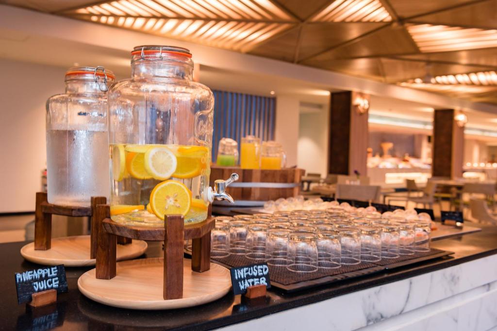 Oceanfront Beach Resort4