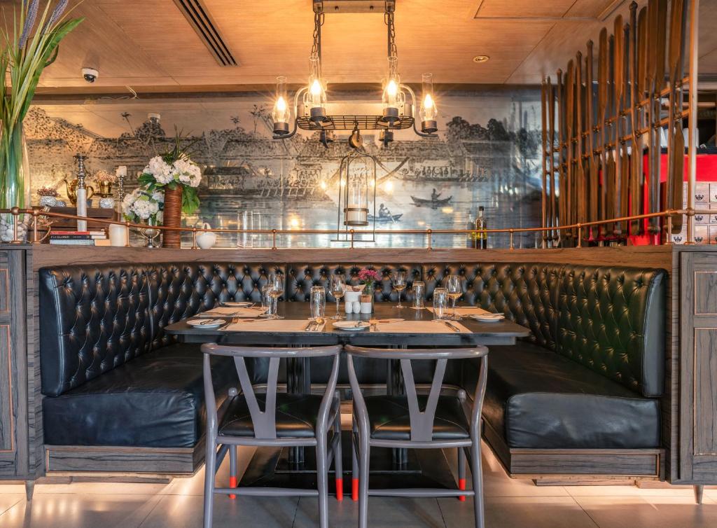 Riva Surya Bangkok10