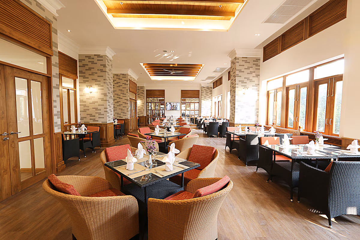 dining2