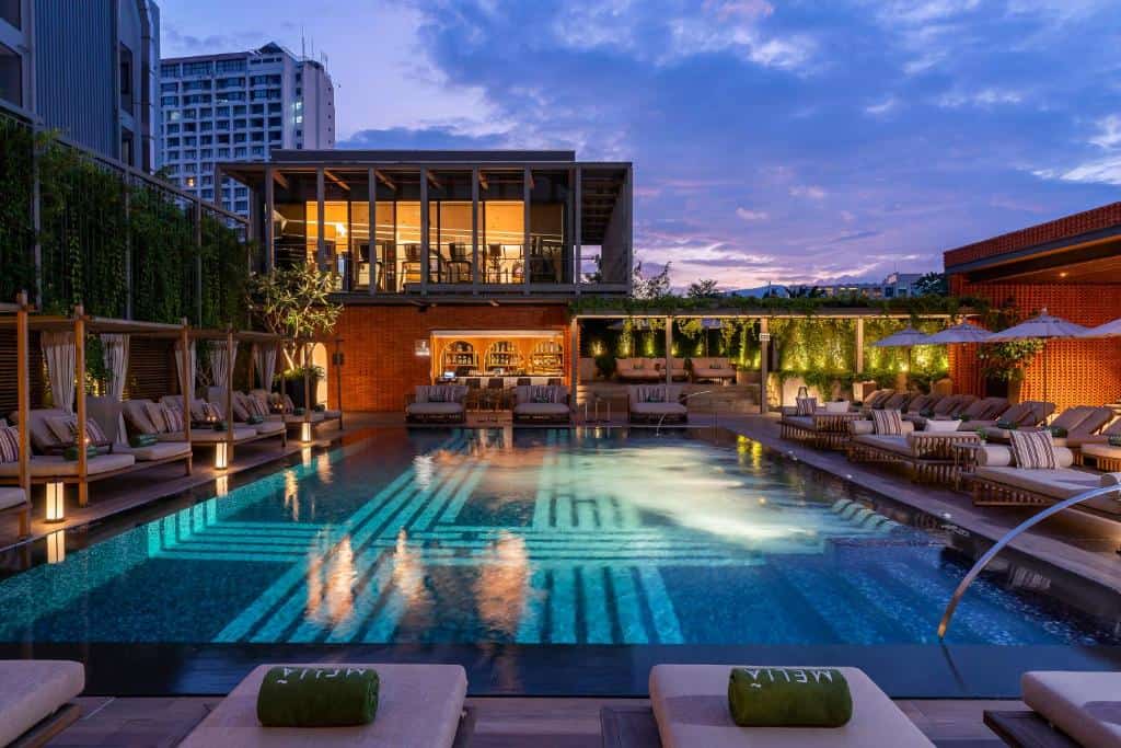 Melia Pool
