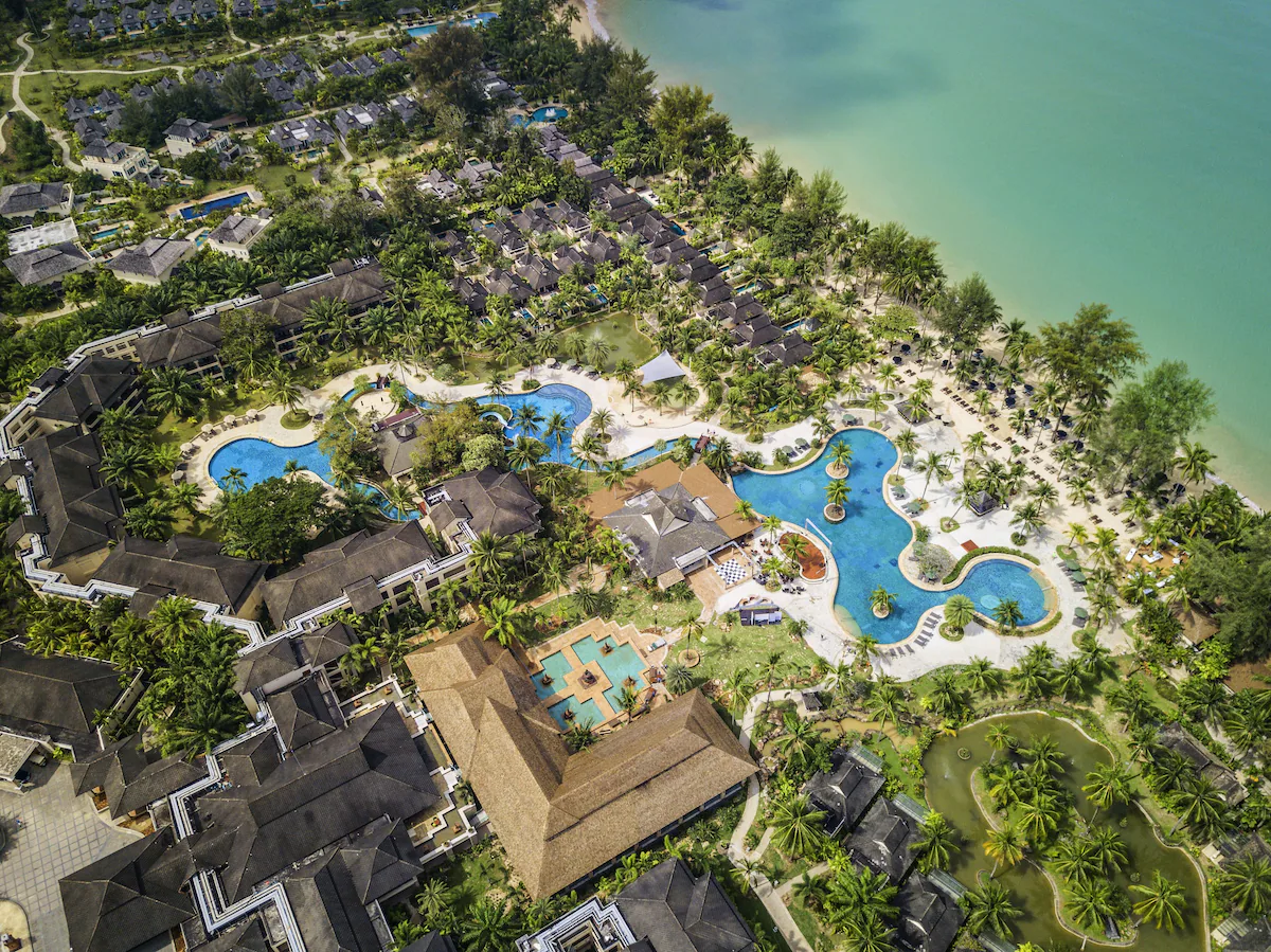 ROBINSON Khao Lak1