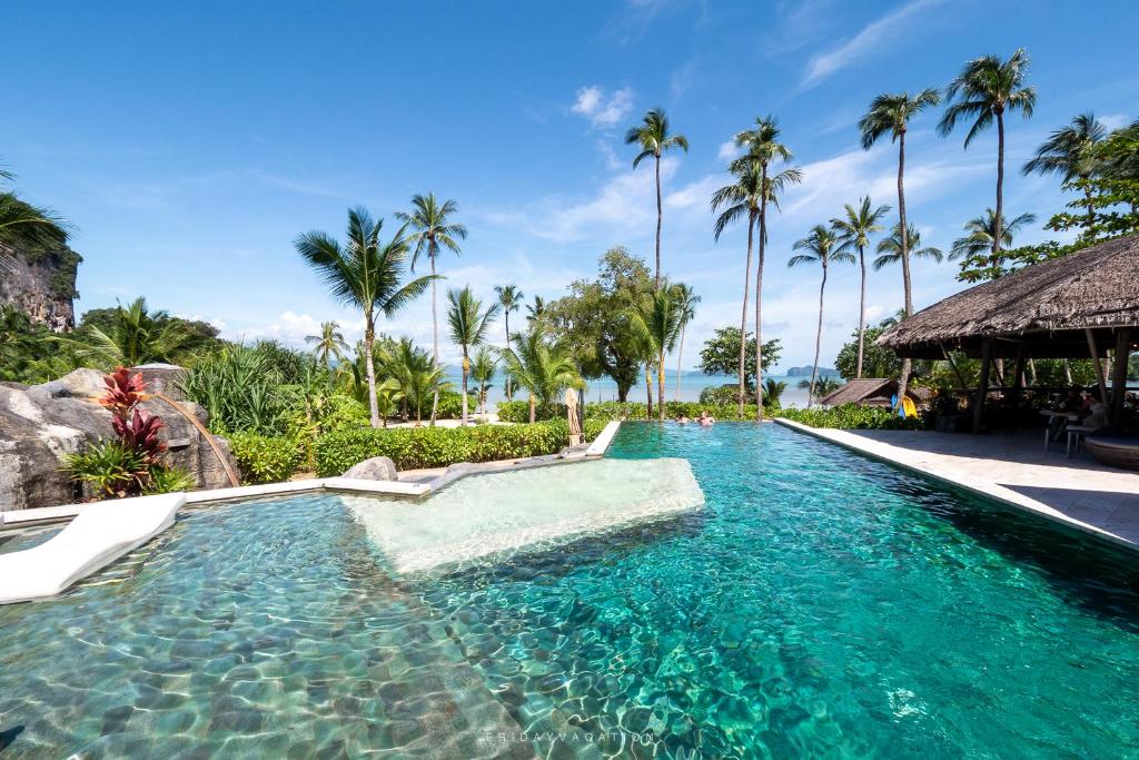 Treehouse Villas21