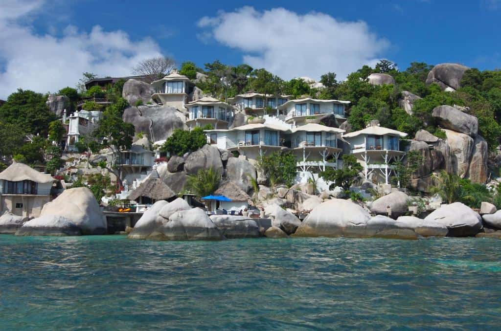 Jamahkiri Dive Resort & Spa1