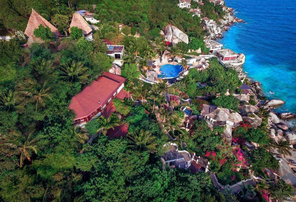 Jamahkiri Dive Resort & Spa32