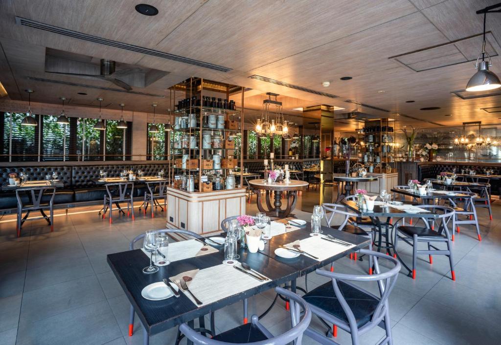 Riva Surya Bangkok3