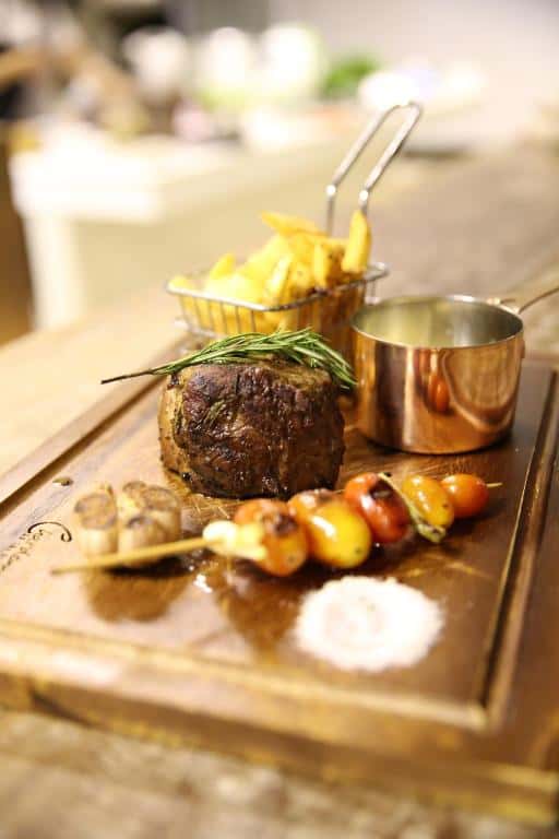 Summer Luxury Beach Resort & Spa10