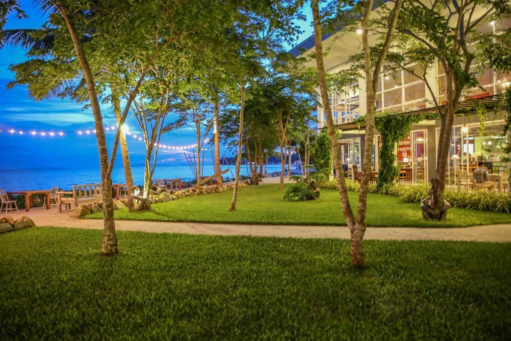 Summer Luxury Beach Resort & Spa4