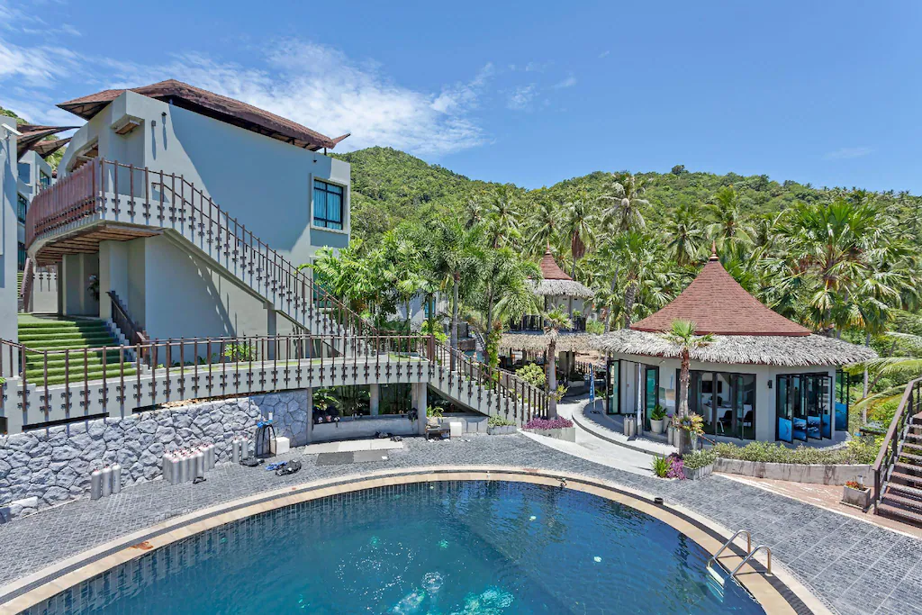 The Tarna Align Resort Koh Tao1