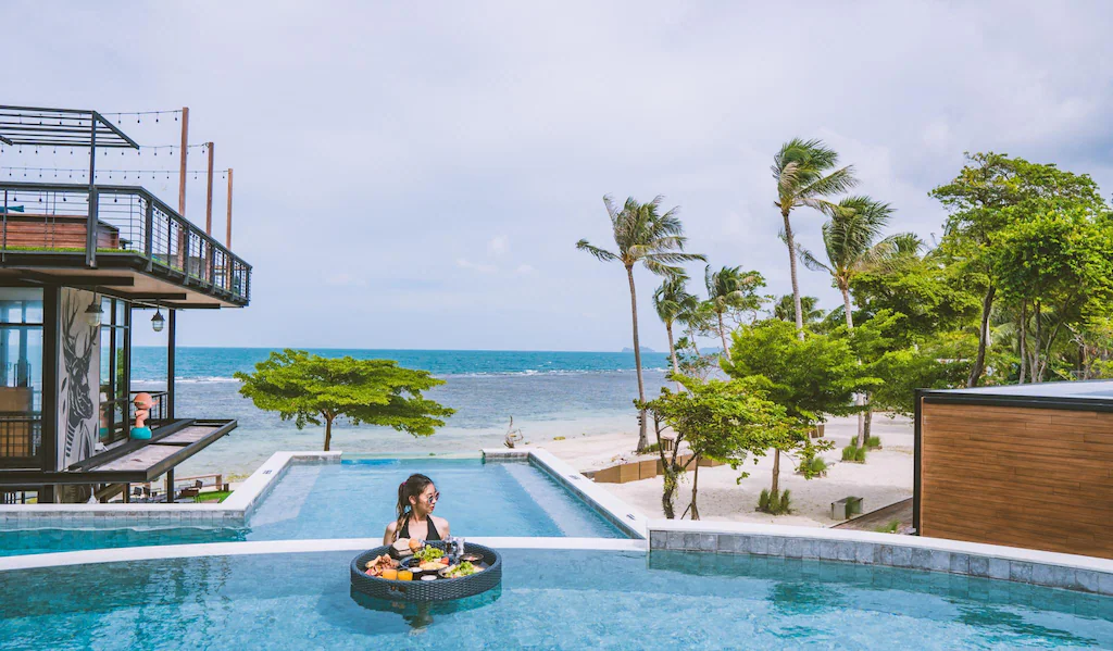 The Cabin Beach Resort2