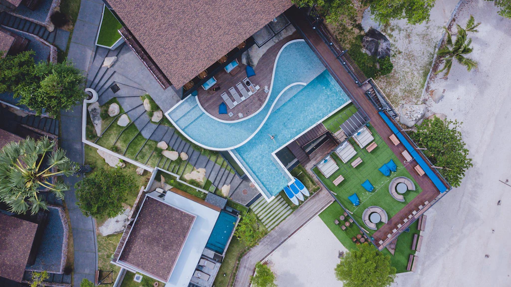 The Cabin Beach Resort25