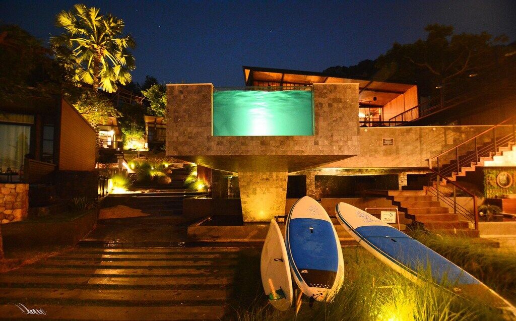 The Cabin Beach Resort5