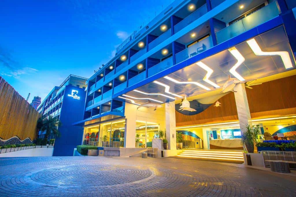 Hotel Clover Patong1