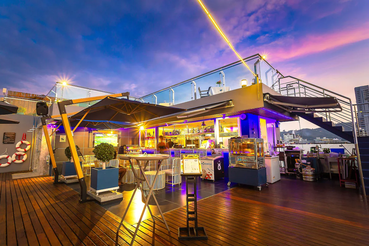 Hotel Clover Patong26