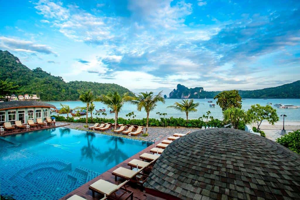 Phi Phi Harbour View Hotels1