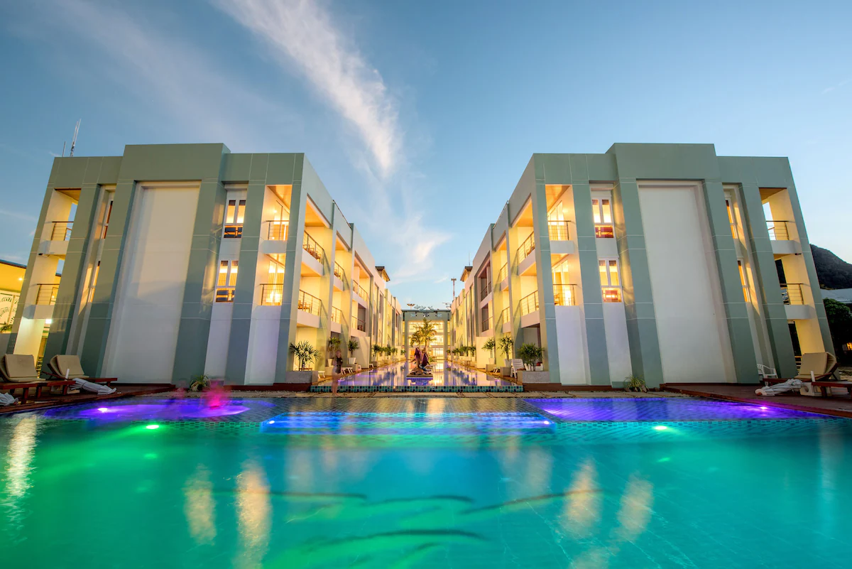 Phi Phi Harbour View Hotels9